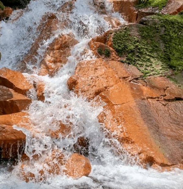 Pasadía maravillas del güejar, Tour cascada de azufre